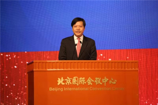 雷軍當選年度“中國杰出質量人” 為互聯(lián)網(wǎng)行業(yè)唯一獲得該殊榮代表