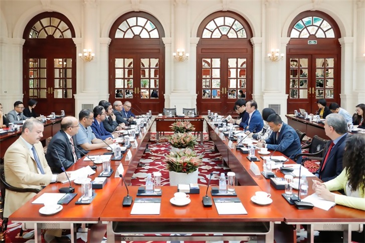 任正非媒體采訪紀(jì)要：華為不是什么都行，僅僅是5G比美國強(qiáng)