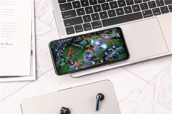 vivo Z5i評測：強勁性能與長效續(xù)航的結(jié)合體，打造全新體驗