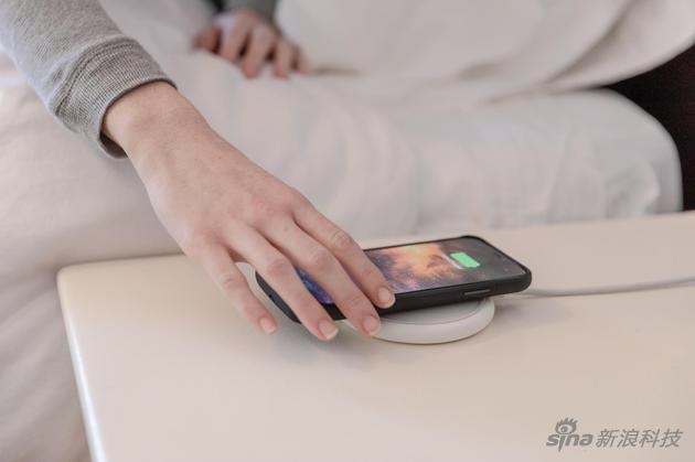 蘋果iPhone離“一塊玻璃”這個最終夢想還有多遠