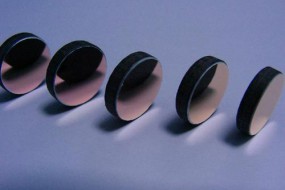 訂單火爆 攝像頭濾光片廠(chǎng)忙趕工