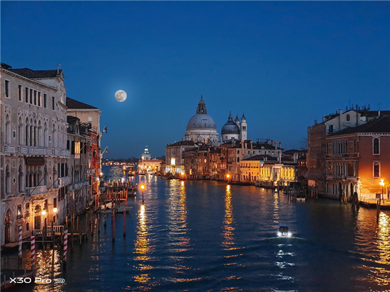 vivo X30系列5G專業(yè)影像旗艦明日開售！超多福利機不可失