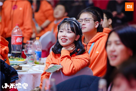 小米家宴暖意開(kāi)餐 雷軍送上雷氏私房菜“清河三里屯”