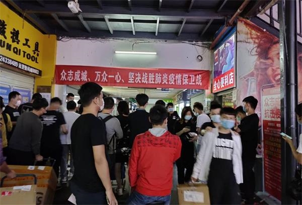 國產(chǎn)手機掀起“漲價(jià)潮”！與蘋(píng)果、三星直接PK 半導體漲價(jià)正在傳導