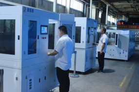 CNC退機潮后，呆滯的2000多臺3D玻璃熱彎機有多少會(huì )退？