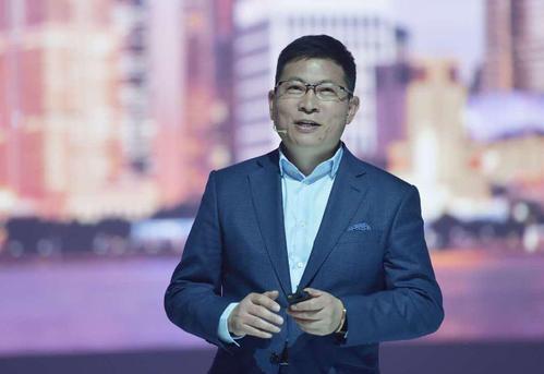 余承東:預計華為手機中國市場今年至少增長20%