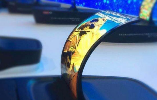 打破技術(shù)壁壘 國產(chǎn)OLED面板有望三年趕超韓國