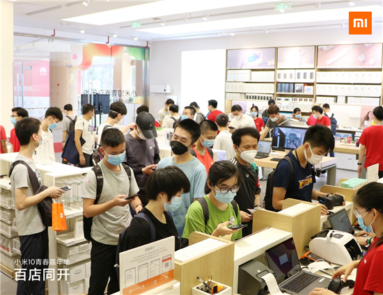 五一小長(cháng)假喜迎消費復蘇，360萬(wàn)客流光顧小米之家
