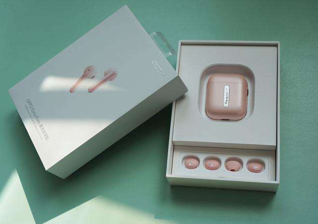 真無(wú)線耳機(jī)