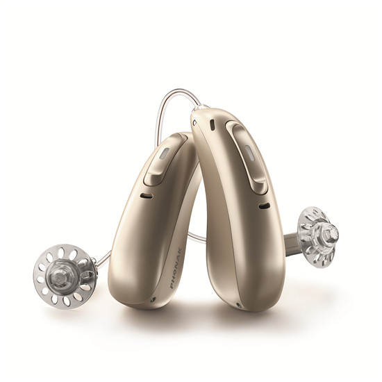 聽障人士的福音|峰力奧笛·天朗助聽器讓耳朵“聲”臨其境