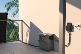 近百家經(jīng)銷(xiāo)商現場(chǎng)對接，2024歐洲微逆&微儲一體機趨勢峰會(huì )引領(lǐng)新能源浪潮