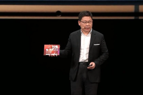 透視華為Mate XT攝像頭及核心供應(yīng)鏈，首批50萬(wàn)部備貨看來(lái)不夠賣(mài)